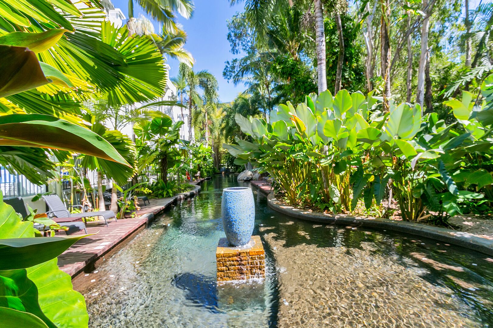 The Escape -1 @ Palm Cove