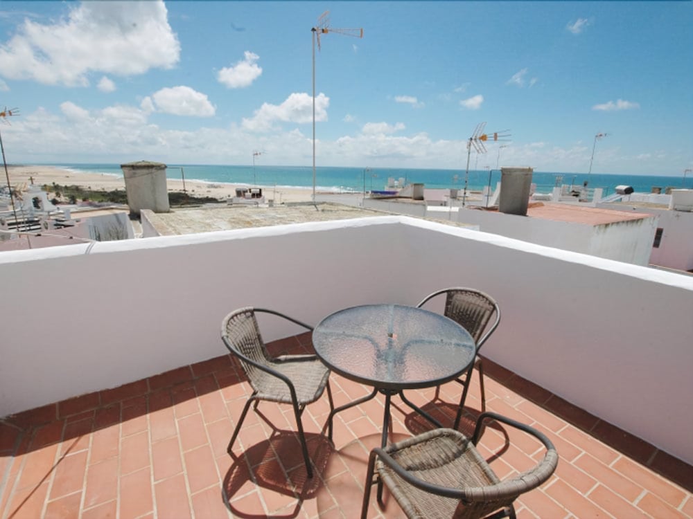 Apartamentos Centro De Conil In Conil De La Frontera Hotel