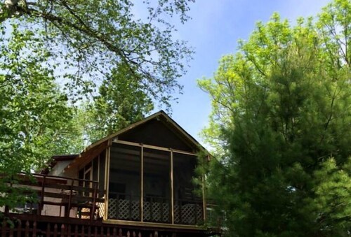 Republic Island 3 Bedroom Cabin In Escanaba Hotel Rates