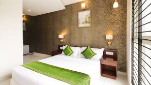 Rollaway beds, free WiFi, linens