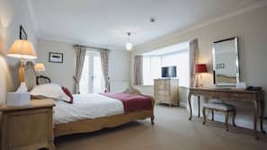 Premium bedding, iron/ironing board, free WiFi, linens