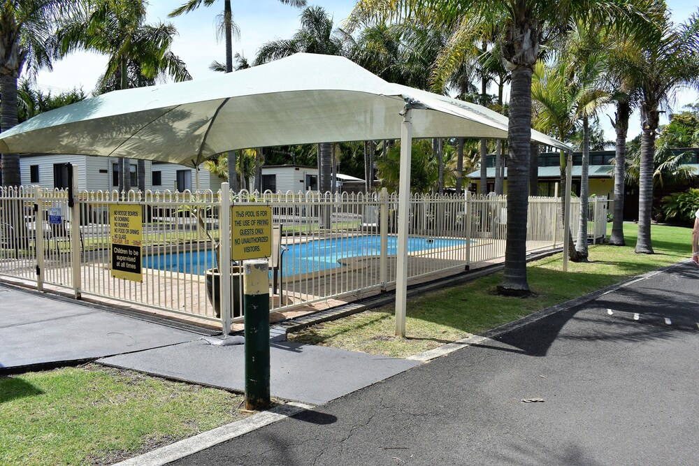 Sussex Palms Holiday Park