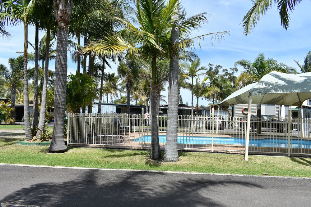 Sussex Palms Holiday Park