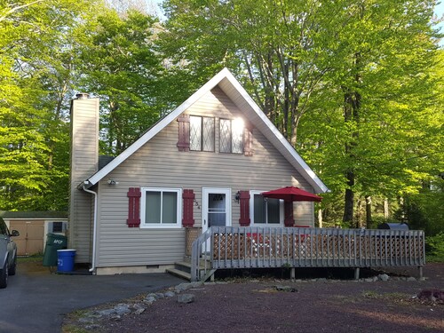 Poconos Honeymoon Cabins - cabin