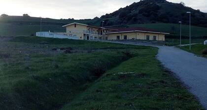 Hotel Bena e Traes
