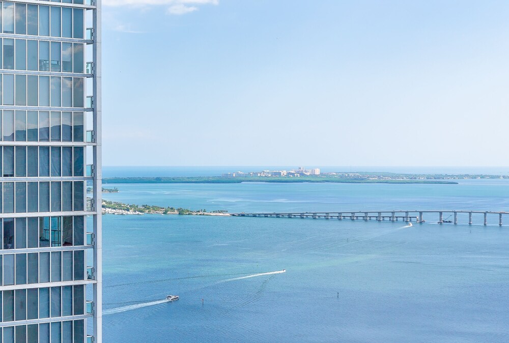 Miami Vacation Rentals - Brickell