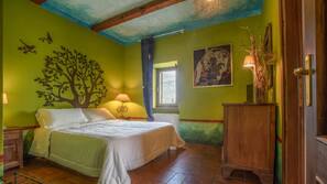 Individually furnished, free WiFi, linens, wheelchair access