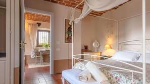 Individually furnished, free WiFi, linens, wheelchair access