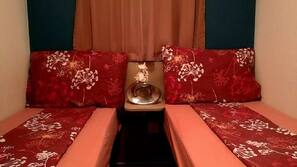 3 bedrooms, individually decorated, individually furnished