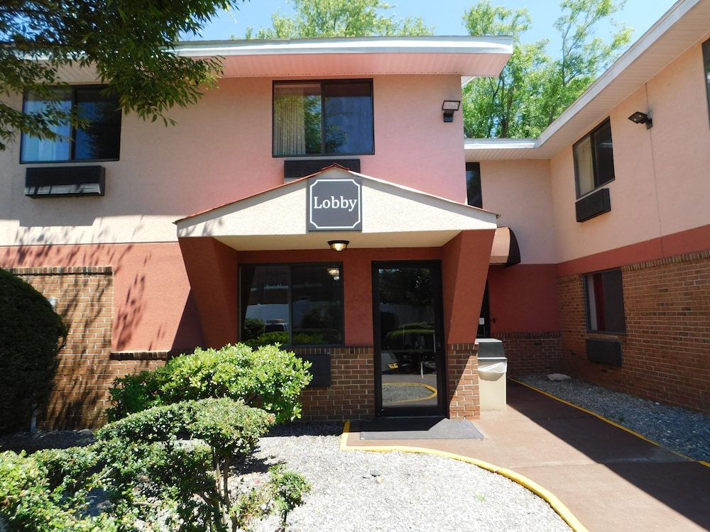 Covered Bridge Inn British Columbia Canada The Covered Bridge Inn in Brattleboro | Best Rates & Deals on Orbitz