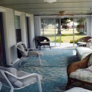 The 10 Best Hotels In Urbanna Virginia For 2019 Expedia Looking For A Quiet Waterfront Cottage 5 Day Week Or Longer