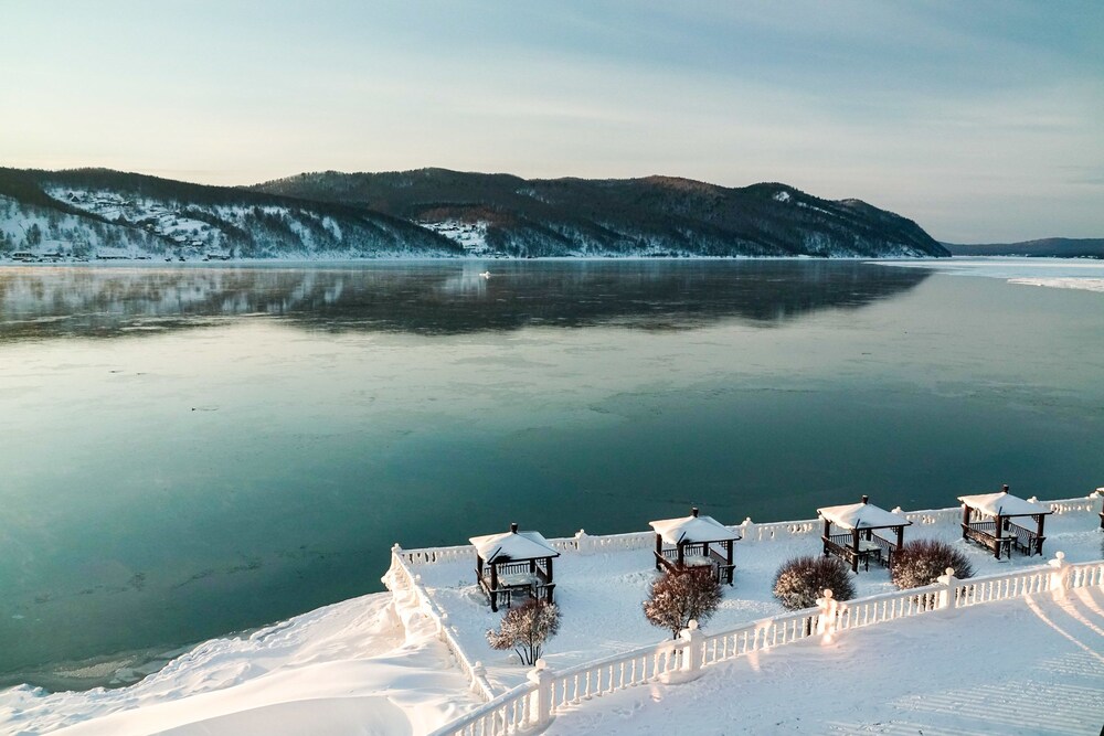 Листвянка Зимой Фото