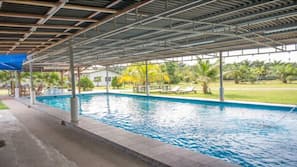 Indoor pool, outdoor pool