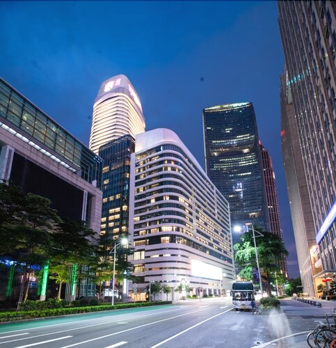 Grand Mercure Guangzhou Zhujiang New Town In Guangzhou - 