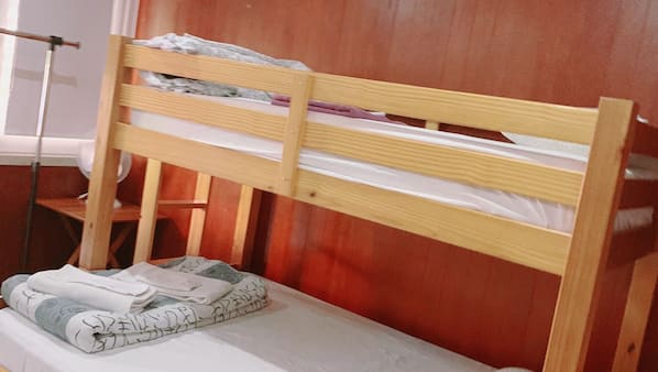 1 bedroom, hypo-allergenic bedding, iron/ironing board, cots/infant beds