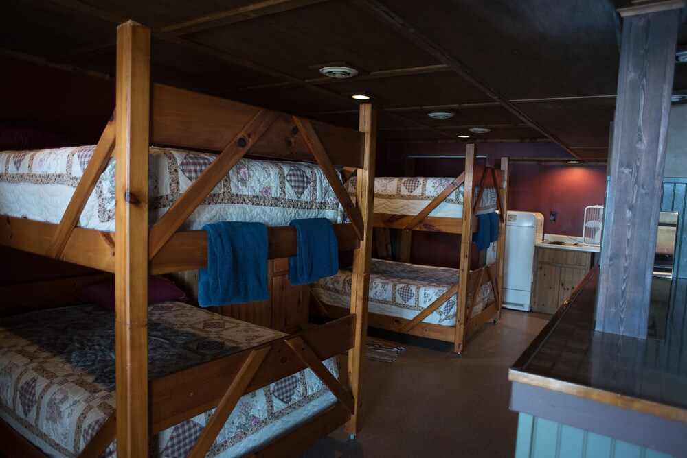 Nettiebay Resort A2 Eagles Nest 2 Bedrooms 1 Bathroom Cabin 2019