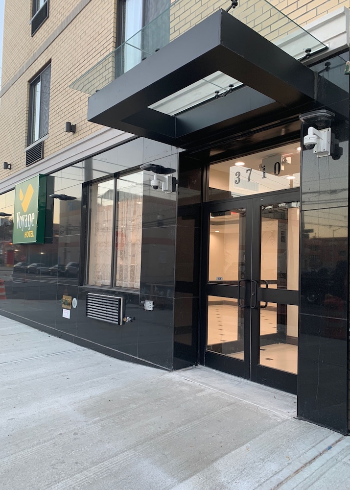 Voyage Hotel In New York Hotel Rates Reviews On Orbitz