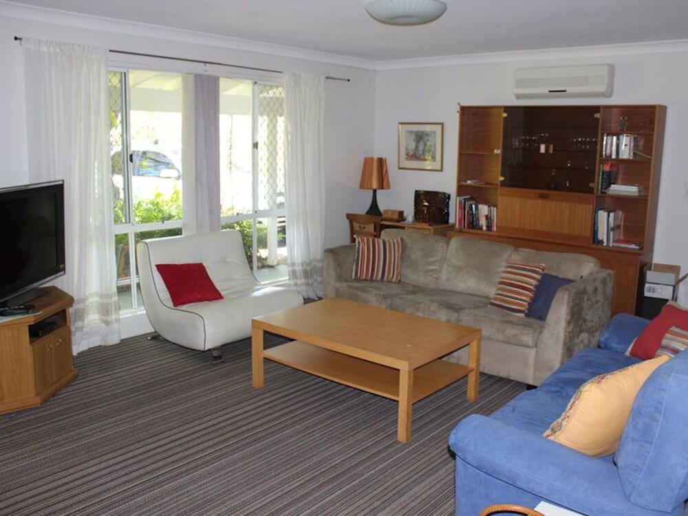 Broadwater Beach Getaway
