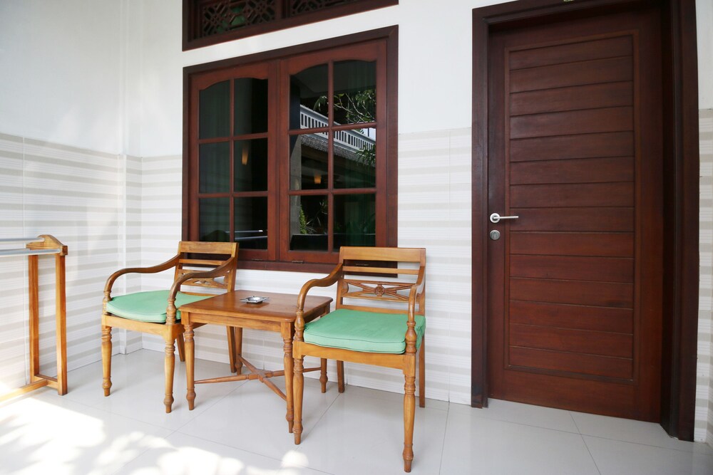 Airy Eco Kuta Poppies Lane Dua Benesari Bali Kuta Expedia