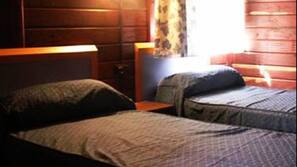 Free WiFi, linens