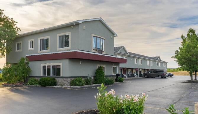 Relax Inn Batavia In Batavia Ny Expedia