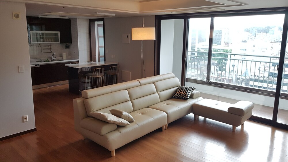 Gangnam Stn Luxury Apt In Seoul Hotel Rates Reviews On Orbitz Gangnam Stn Luxury Apt