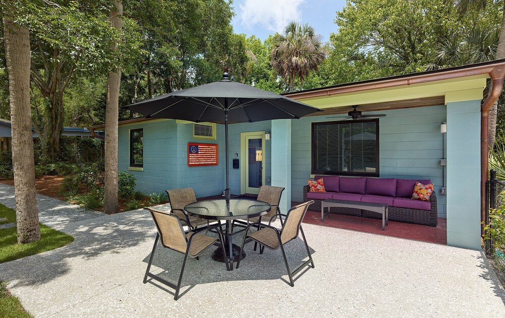 202 E Erie Folly Beach Bungalow 2018 Room Prices Deals Reviews Featured Image