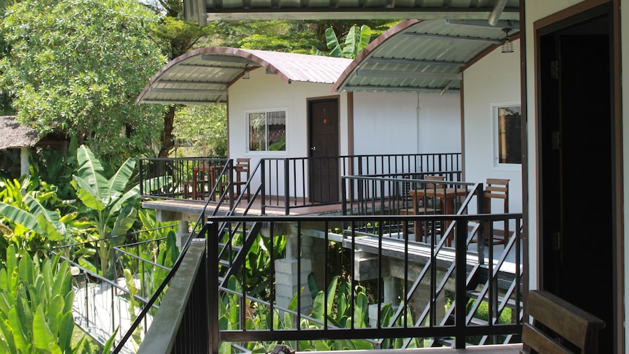 Khaosok River Camp