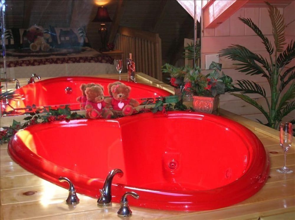 Your Love Story Begins Here Secluded Romantic True Log Cabin