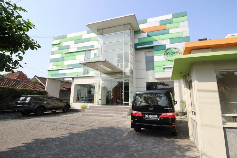 Promo [70% Off] Reddoorz Mantrijeron Yogyakarta Indonesia - Hotel Near