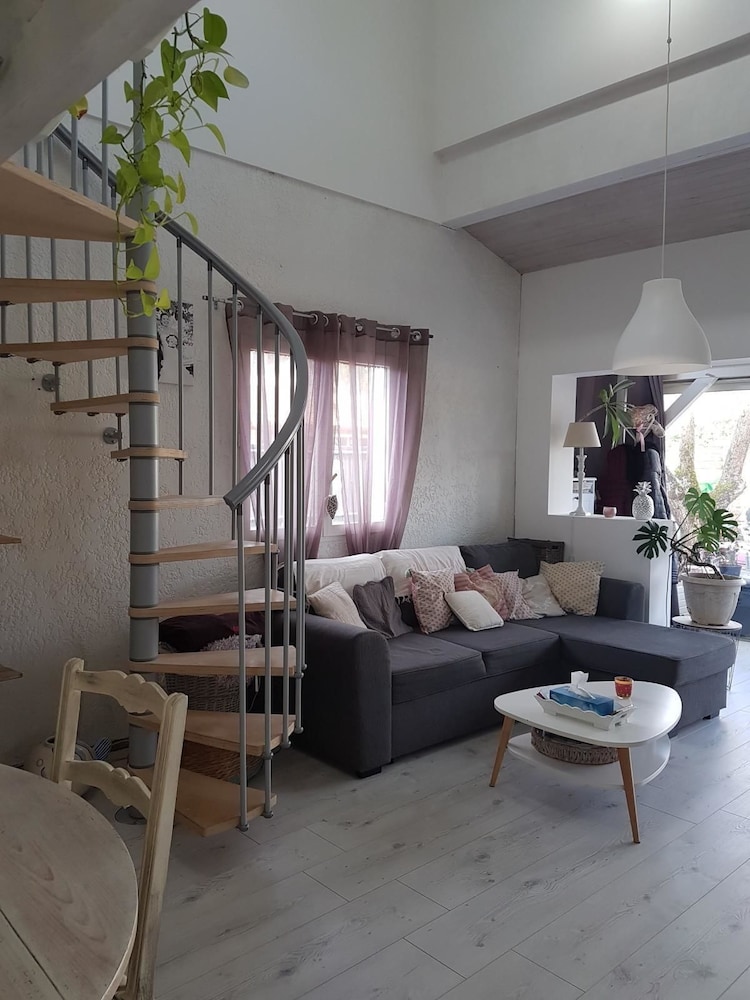 Charmante maison aux portes du bassin & des plages in Arès, France