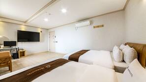 Hypo-allergenic bedding, down comforters, blackout drapes, free WiFi