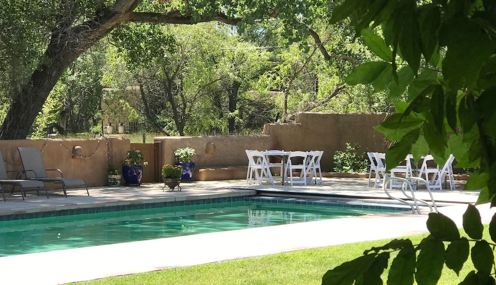 Morning Star Bed & Breakfast of Corrales in Albuquerque Best Rates