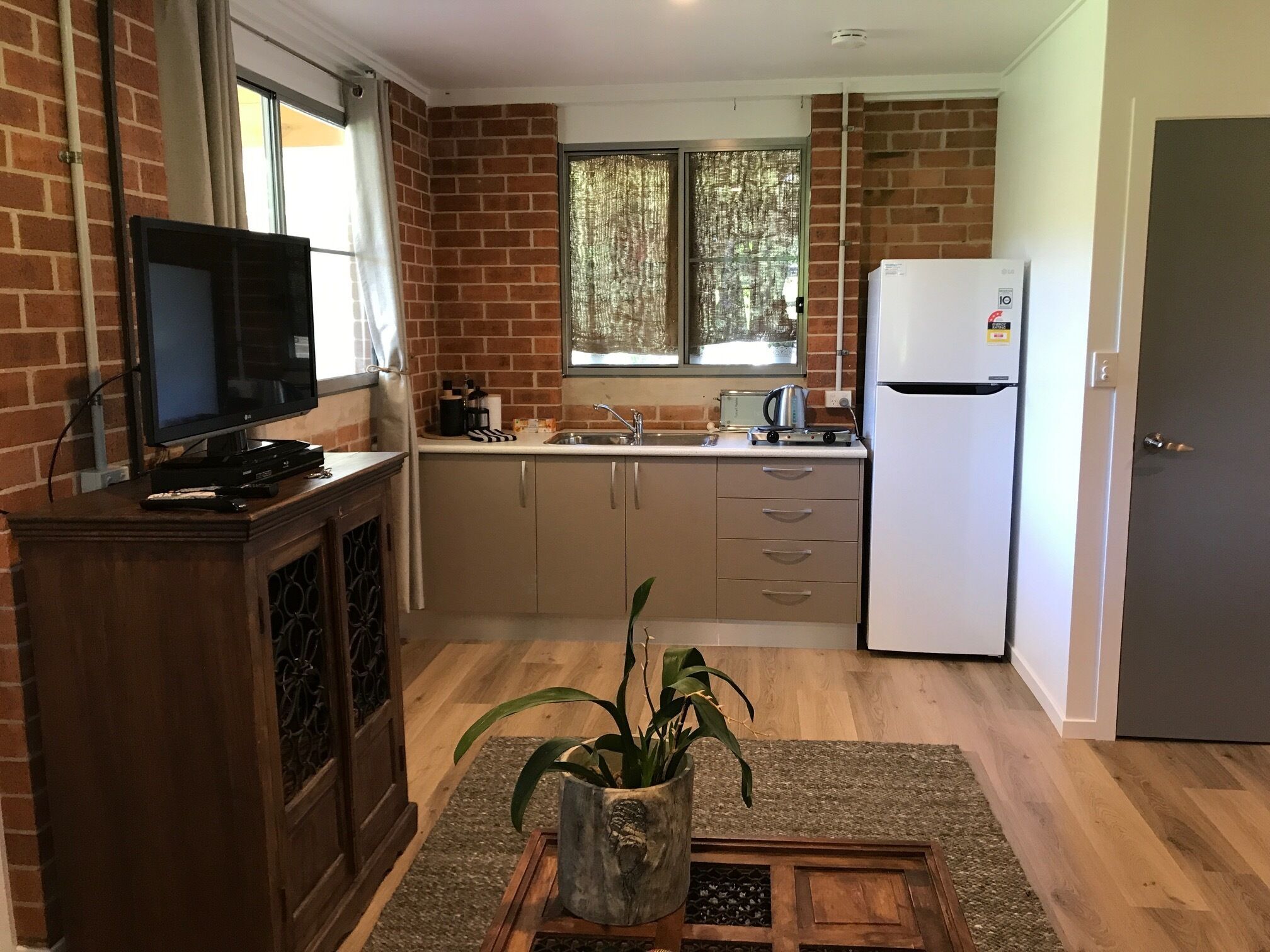 Whale Tree Studio- short drive from Bellingen town