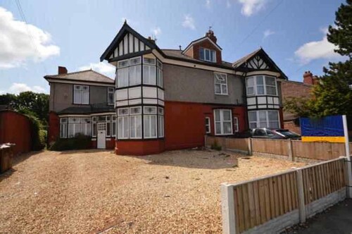 Hotels Near Aintree Racecourse 25 Ebookers Orrell House