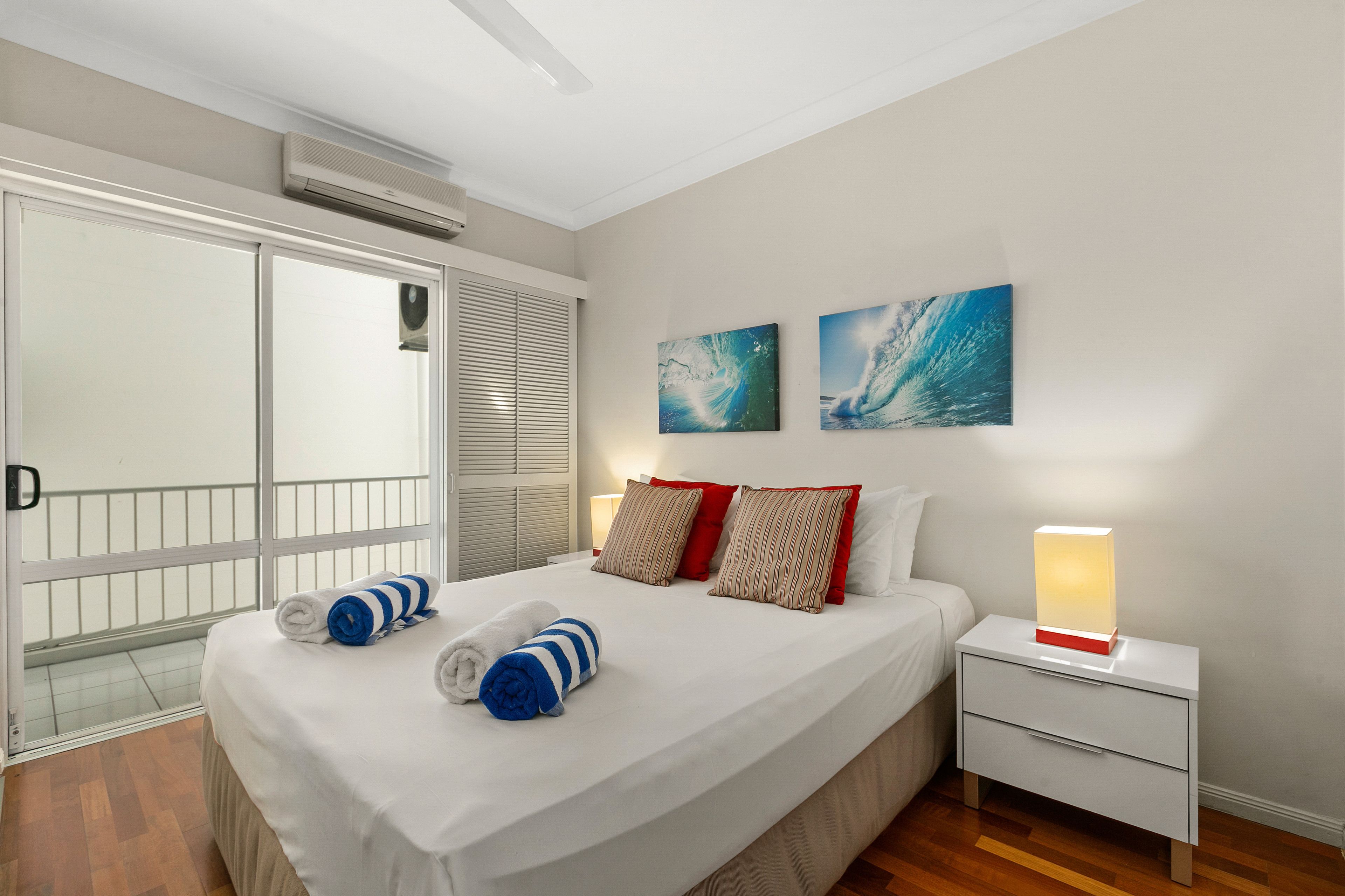 Beachfront Apt. In Alamanda Beachfront Resort (25)