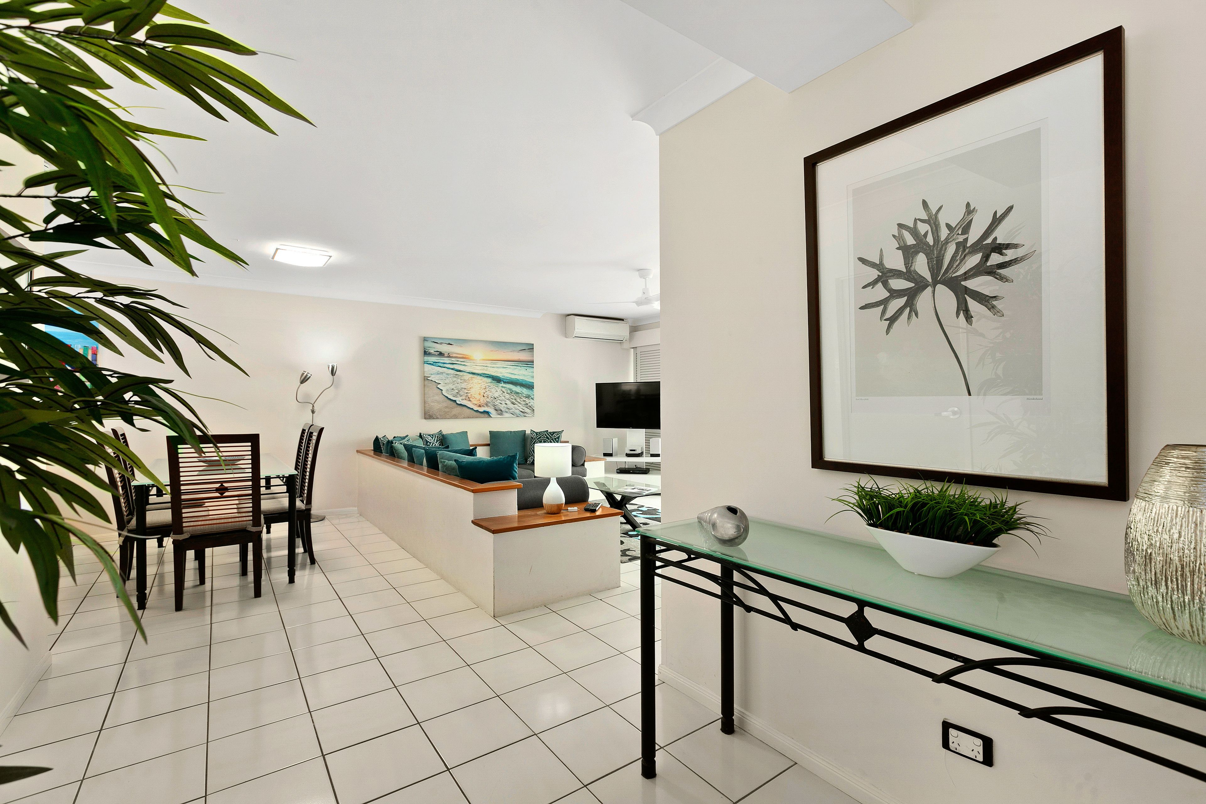 Beachfront Apt. In Alamanda Beachfront Resort (25)