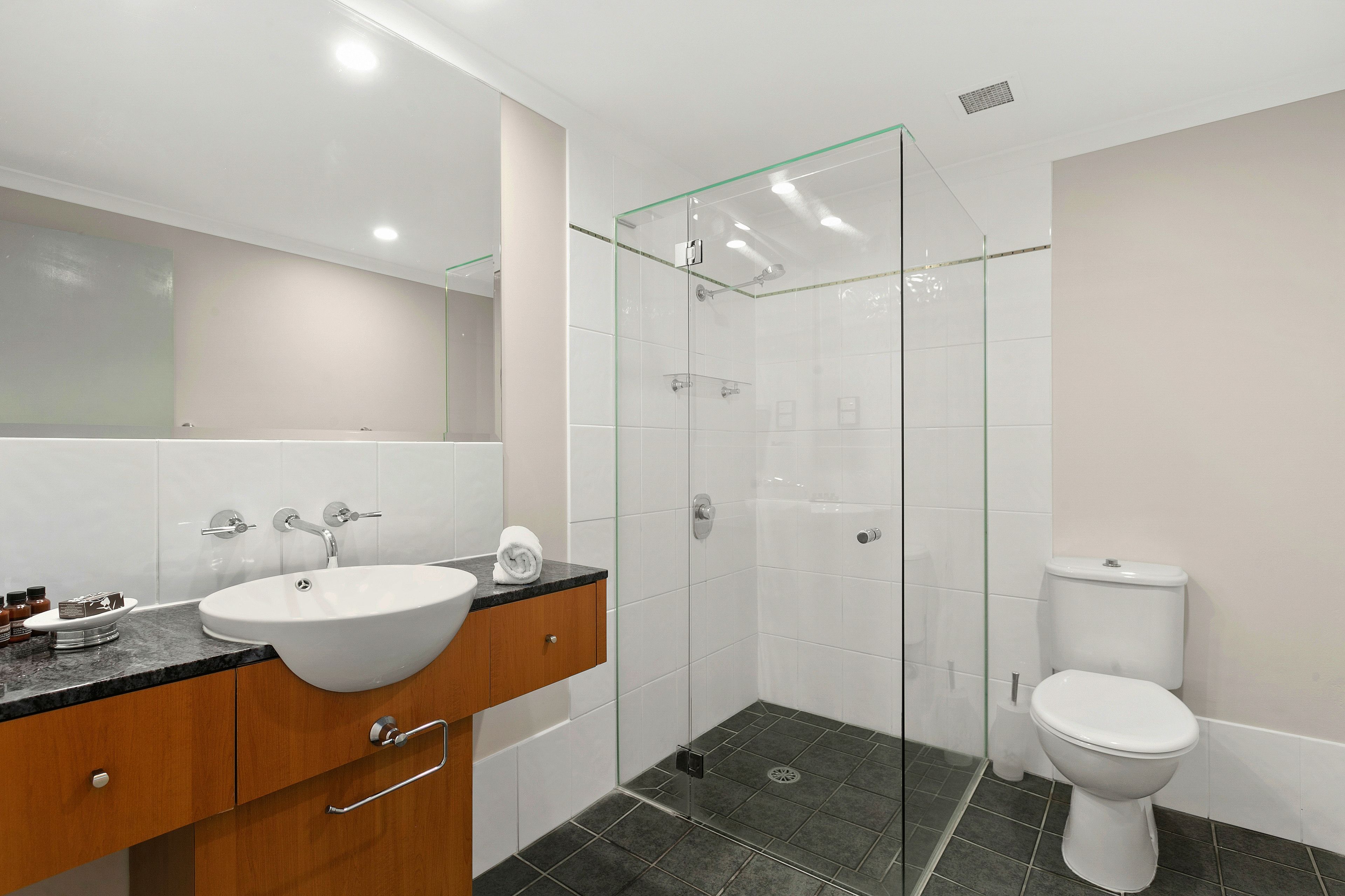 Beachfront Apt. In Alamanda Beachfront Resort (25)