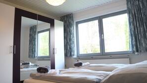 Individuell eingerichtet, kostenpflichtige Babybetten, kostenloses WLAN