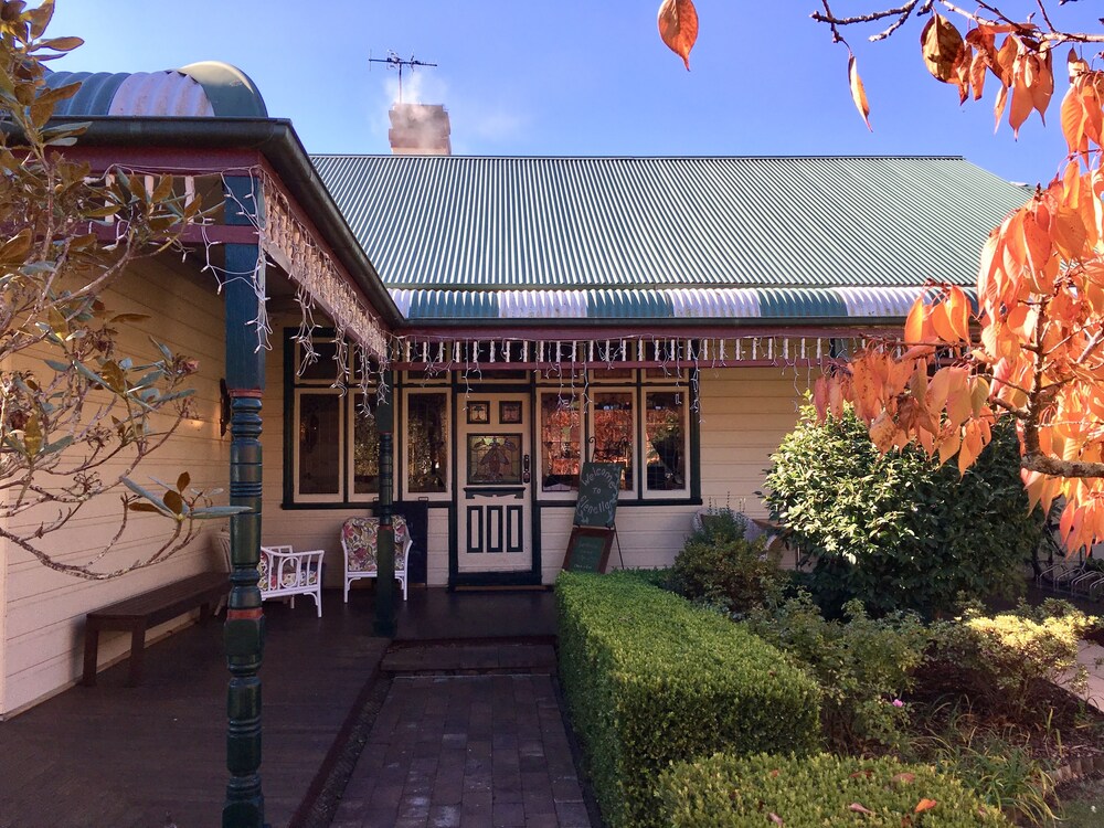 Glenella Guesthouse