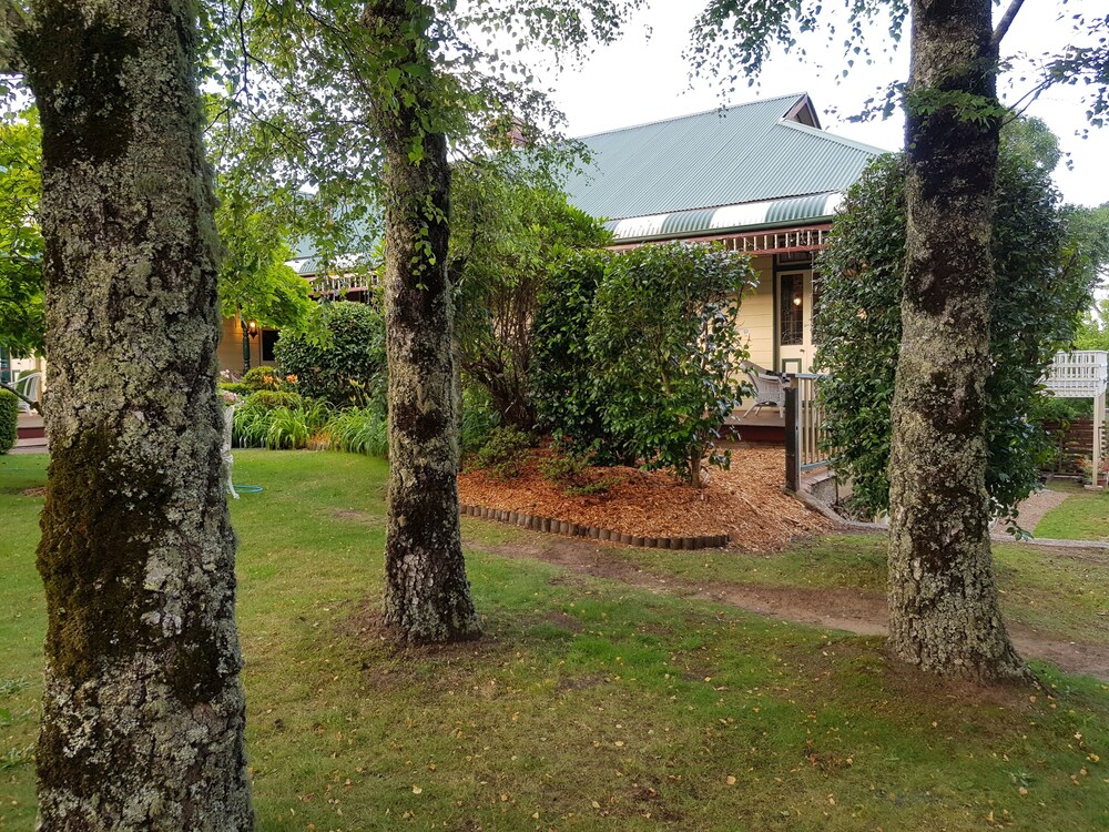 Glenella Guesthouse