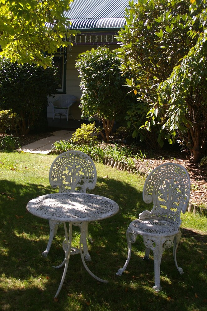 Glenella Guesthouse