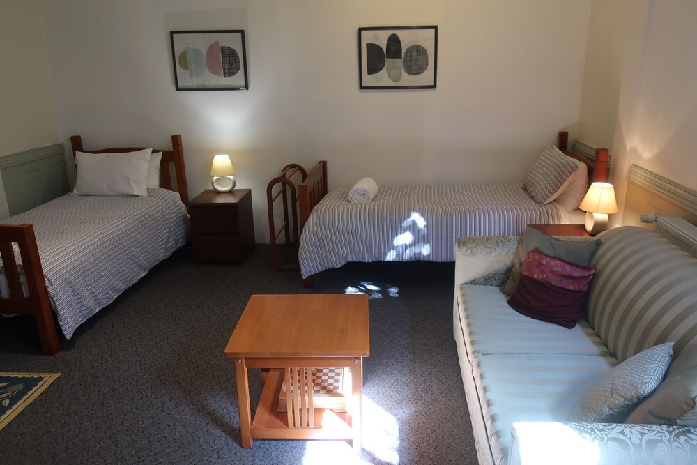 Glenella Guesthouse