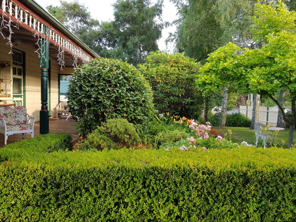 Glenella Guesthouse