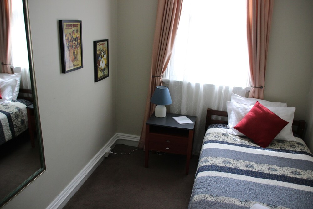 Glenella Guesthouse