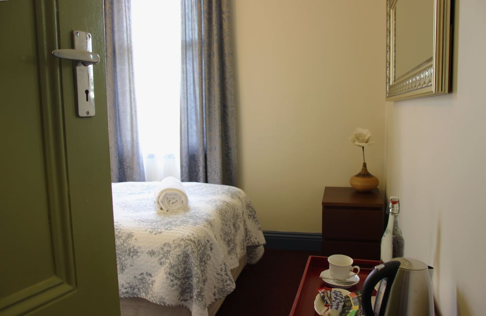 Glenella Guesthouse