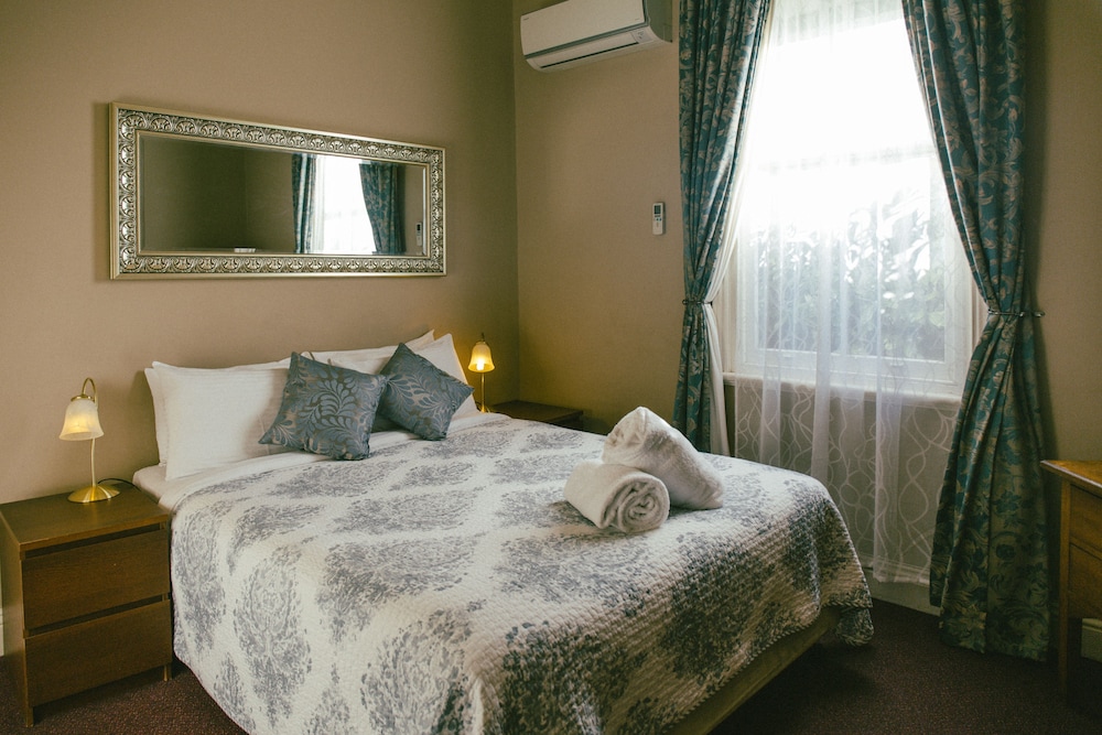Glenella Guesthouse