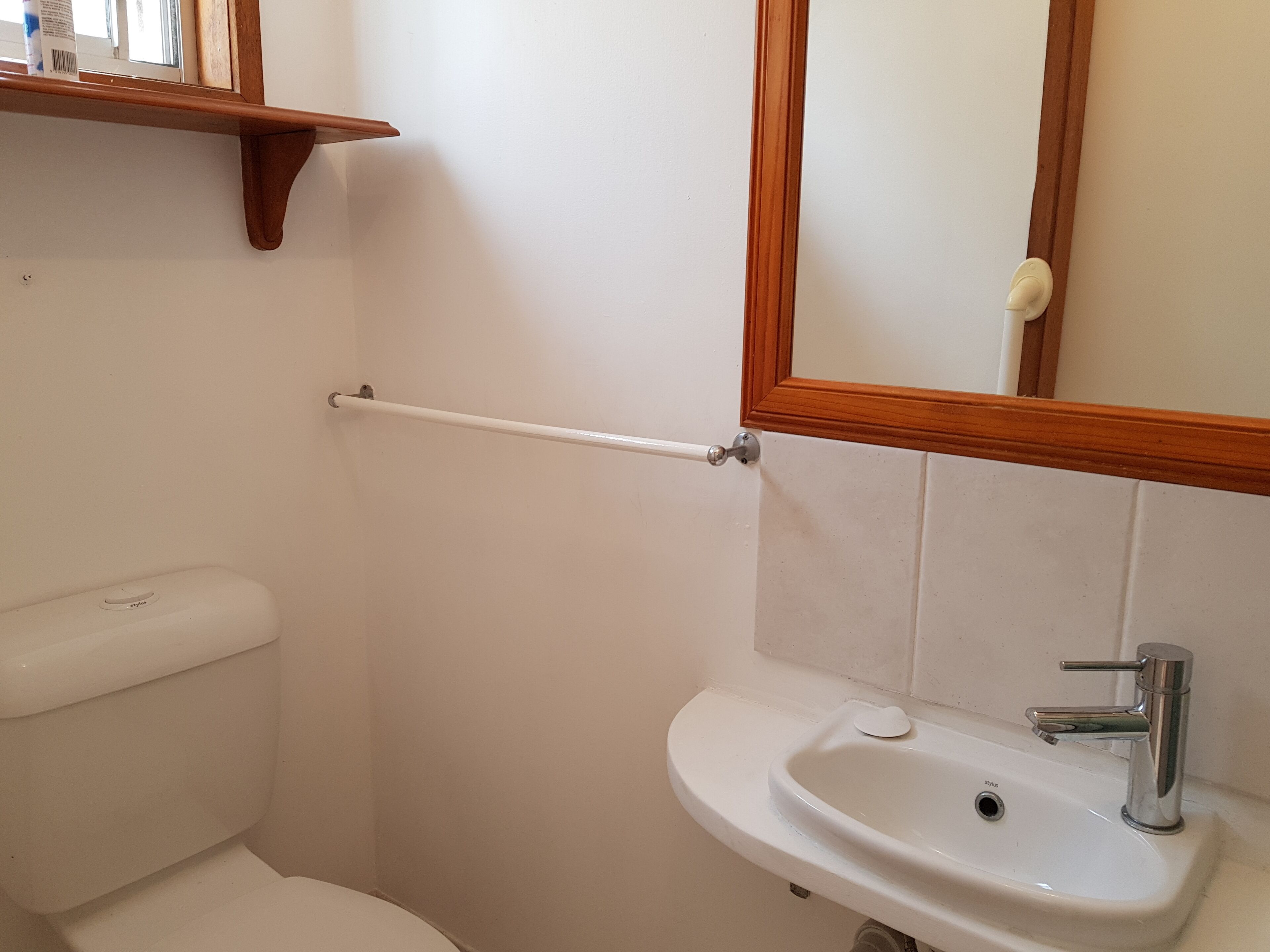 Private Self Contained air Conditioned bed Sitter - Bed and Breakfast