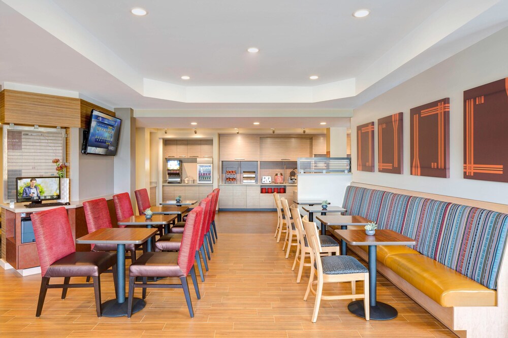 TownePlace Suites by Marriott Ontario Chino Hills