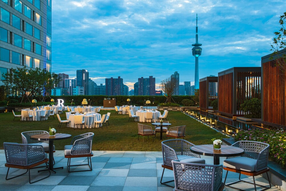 Renaissance Xi'an Hotel in Xi'an | Best Rates & Deals on Orbitz
